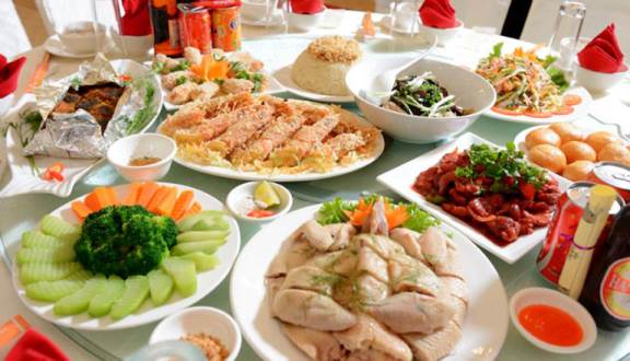 Nấu cỗ sinh nhật